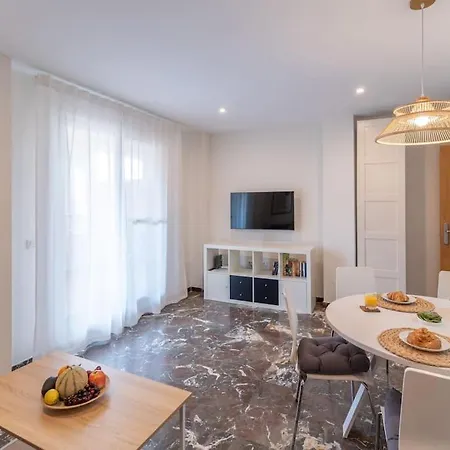 Apartment Cozy Close To The + Free Parking Fuengirola