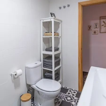 Cozy Close To The + Free Parking Apartment Fuengirola