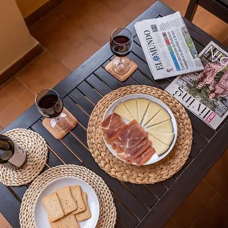 Cozy Close To The + Free Parking Fuengirola
